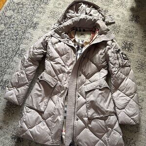 Beautiful Burberry puffer coat!